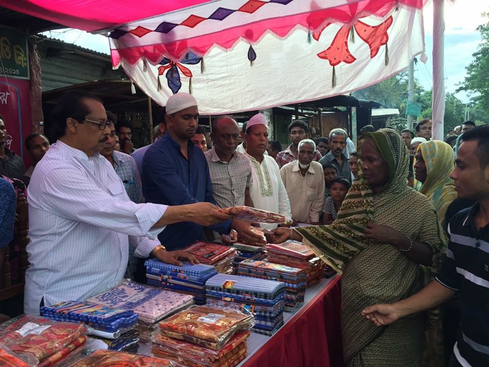 সমাজের বিত্তবানদের গরীব অসহায় মানুষের সাহায্যের হাত বাড়ানোর আহবান জানালেন-মাহমুদ উস সামাদ চৌ: এমপি