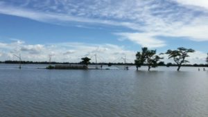 160804123606_bangladesh_flood_640x360_bbc_nocredit