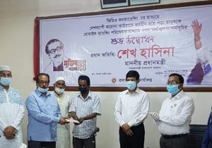 সিলেটে প্রধানমন্ত্রীর উপহার ২৫০০ টাকা করে পাচ্ছেন ১ লাখ ৩০ হাজার পরিবার